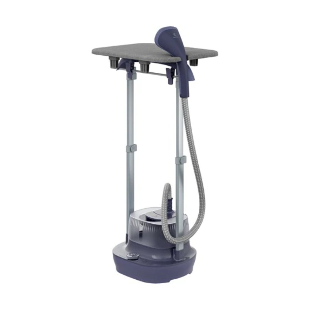 Electrolux UltimateCare™ 500 Garment Steamer with Ironing Board | E5GS1-44MN