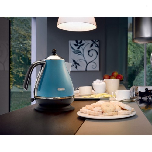 Delonghi Icona Classic Blue Kettle 1.7L | KBO2001.B